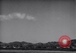 Immagine di Equipaggio a terra i membri del xviii bombardiere Fighter Wing Corea, 1951, secondo 29 filmato di repertorio 65675033391
