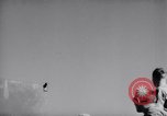 Immagine di Equipaggio a terra i membri del xviii bombardiere Fighter Wing Corea, 1951, secondo 51 filmato di repertorio 65675033391
