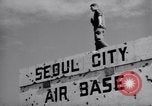 Standbild 18 Fighter Bomber Wing Korea, 1951, aus Sekunde 43 historischem Filmmaterial Videoclip 65675033396