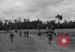 Standbild Jagdflieger des 9 Air Force Criqueville Frankreich, 1944, aus Sekunde 61 historischem Filmmaterial Videoclip 65675033411