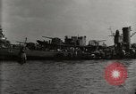 Immagine di Distrutto le navi Pearl Harbor Hawaii USA, 1942, secondo 5 filmato di repertorio 65675033415