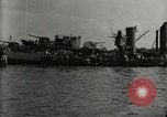 Immagine di Distrutto le navi Pearl Harbor Hawaii USA, 1942, secondo 7 filmato di repertorio 65675033415