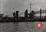 Immagine di Distrutto le navi Pearl Harbor Hawaii USA, 1942, secondo 12 filmato di repertorio 65675033415