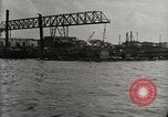Immagine di Distrutto le navi Pearl Harbor Hawaii USA, 1942, secondo 24 filmato di repertorio 65675033415