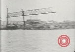 Immagine di Distrutto le navi Pearl Harbor Hawaii USA, 1942, secondo 27 filmato di repertorio 65675033415