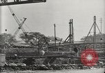 Immagine di Distrutto le navi Pearl Harbor Hawaii USA, 1942, secondo 29 filmato di repertorio 65675033415