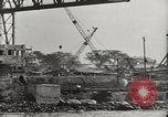 Immagine di Distrutto le navi Pearl Harbor Hawaii USA, 1942, secondo 30 filmato di repertorio 65675033415