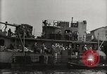 Immagine di Distrutto le navi Pearl Harbor Hawaii USA, 1942, secondo 52 filmato di repertorio 65675033415