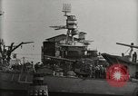 Immagine di Distrutto le navi Pearl Harbor Hawaii USA, 1942, secondo 56 filmato di repertorio 65675033415