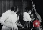 Image Handicap physique Handicap mental en United States USA, 1969, de la seconde 26 séquences d'archives historiques vidéo 65675033423