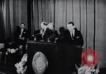 Immagine di Disabili mentali bambini cantano Connecticut USA, 1969, secondo 5 filmato di repertorio 65675033430