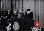 Immagine di Disabili mentali bambini cantano Connecticut USA, 1969, secondo 9 filmato di repertorio 65675033430