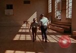 Standbild Rehabilitation von geistig Behinderten United States USA, 1975, aus Sekunde 11 historischem Filmmaterial Videoclip 65675033431