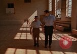 Standbild Rehabilitation von geistig Behinderten United States USA, 1975, aus Sekunde 18 historischem Filmmaterial Videoclip 65675033431