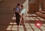 Standbild Rehabilitation von geistig Behinderten United States USA, 1975, aus Sekunde 55 historischem Filmmaterial Videoclip 65675033431