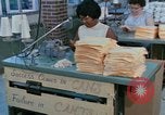 Image Services pour handicapés mentaux Connecticut USA, 1975, de la seconde 4 séquences d'archives historiques vidéo 65675033432