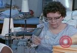 Image Services pour handicapés mentaux Connecticut USA, 1975, de la seconde 12 séquences d'archives historiques vidéo 65675033432
