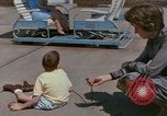 Image Services pour handicapés mentaux Connecticut USA, 1975, de la seconde 61 séquences d'archives historiques vidéo 65675033432