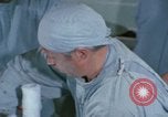 Image La réhabilitation des handicapés mentaux United States USA, 1975, de la seconde 3 séquences d'archives historiques vidéo 65675033433