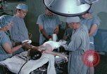 Image La réhabilitation des handicapés mentaux United States USA, 1975, de la seconde 6 séquences d'archives historiques vidéo 65675033433