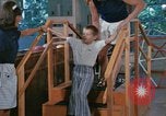Image La réhabilitation des handicapés mentaux United States USA, 1975, de la seconde 30 séquences d'archives historiques vidéo 65675033433