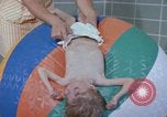 Image La réhabilitation des handicapés mentaux United States USA, 1975, de la seconde 59 séquences d'archives historiques vidéo 65675033433