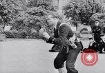 Standbild British Navy Training Vereinigtes Königreich, 1943, aus Sekunde 39 historischem Filmmaterial Videoclip 65675033454