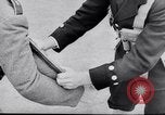 Standbild British Navy Training Vereinigtes Königreich, 1943, aus Sekunde 48 historischem Filmmaterial Videoclip 65675033454