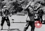 Standbild British Navy Training Vereinigtes Königreich, 1943, aus Sekunde 35 historischem Filmmaterial Videoclip 65675033457