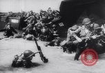 Standbild Vereinigten Staaten Truppen Makin Insel Kiribati Inseln, 1944, aus Sekunde 22 historischem Filmmaterial Videoclip 65675033483