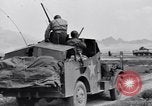 Standbild US-Soldaten Tunesien Nordafrika, 1943, aus Sekunde 47 historischem Filmmaterial Videoclip 65675033485