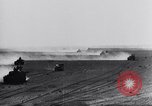 Standbild Die deutschen Truppen die Schlacht von Tobruk Tobruk in Libyen, 1942, aus Sekunde 13 historischem Filmmaterial Videoclip 65675033489