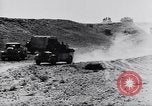 Standbild Die deutschen Truppen die Schlacht von Tobruk Tobruk in Libyen, 1942, aus Sekunde 25 historischem Filmmaterial Videoclip 65675033489