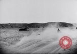 Standbild Die deutschen Truppen die Schlacht von Tobruk Tobruk in Libyen, 1942, aus Sekunde 36 historischem Filmmaterial Videoclip 65675033489
