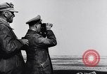 Standbild Die deutschen Truppen die Schlacht von Tobruk Tobruk in Libyen, 1942, aus Sekunde 37 historischem Filmmaterial Videoclip 65675033489