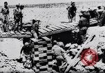 Image La lutte contre l'Allemagne à Tobruk Tobrouk la Libye en Afrique du Nord, 1942, de la seconde 56 séquences d'archives historiques vidéo 65675033490