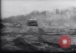 Immagine di Portable macchina a raggi X Tunisia Africa del Nord, 1943, secondo 27 filmato di repertorio 65675033494