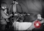 Immagine di Portable macchina a raggi X Tunisia Africa del Nord, 1943, secondo 42 filmato di repertorio 65675033494
