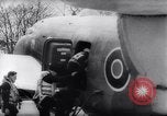 Immagine di I bombardieri britannici Avro Manchester colpiscono l'asse ha tenuto i bersagli in occupati Francia Europa, 1943, secondo 14 filmato di repertorio 65675033504