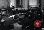 Image Le président Eisenhower parle au sujet de Gary Powers et international en Washington DC White House USA, 1960, de la seconde 9 séquences d'archives historiques vidéo 65675033517