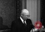 Image Le président Eisenhower parle au sujet de Gary Powers et international en Washington DC White House USA, 1960, de la seconde 53 séquences d'archives historiques vidéo 65675033517