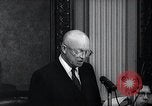 Image Le président Eisenhower parle au sujet de Gary Powers et international en Washington DC White House USA, 1960, de la seconde 55 séquences d'archives historiques vidéo 65675033517