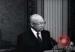 Image Le président Eisenhower parle au sujet de Gary Powers et international en Washington DC White House USA, 1960, de la seconde 60 séquences d'archives historiques vidéo 65675033517