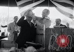 Standbild Bundeskanzler Konrad Adenauer Stonewall Texas USA, 1964, aus Sekunde 25 historischem Filmmaterial Videoclip 65675033524