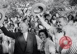 Standbild Bundeskanzler Konrad Adenauer Stonewall Texas USA, 1964, aus Sekunde 34 historischem Filmmaterial Videoclip 65675033524