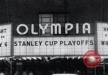 Standbild Stanley Cup Detroit Michigan Olympia stadium USA, 1961, aus Sekunde 10 historischem Filmmaterial Videoclip 65675033525