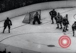 Standbild Stanley Cup Detroit Michigan Olympia stadium USA, 1961, aus Sekunde 19 historischem Filmmaterial Videoclip 65675033525