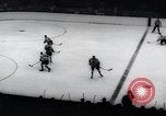 Standbild Stanley Cup Detroit Michigan Olympia stadium USA, 1961, aus Sekunde 48 historischem Filmmaterial Videoclip 65675033525