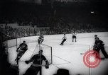 Standbild Stanley Cup Detroit Michigan Olympia stadium USA, 1961, aus Sekunde 61 historischem Filmmaterial Videoclip 65675033525