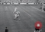 Immagine di Finale della coppa calcistica Londra Inghilterra Regno Unito, 1965, secondo 25 filmato di repertorio 65675033533